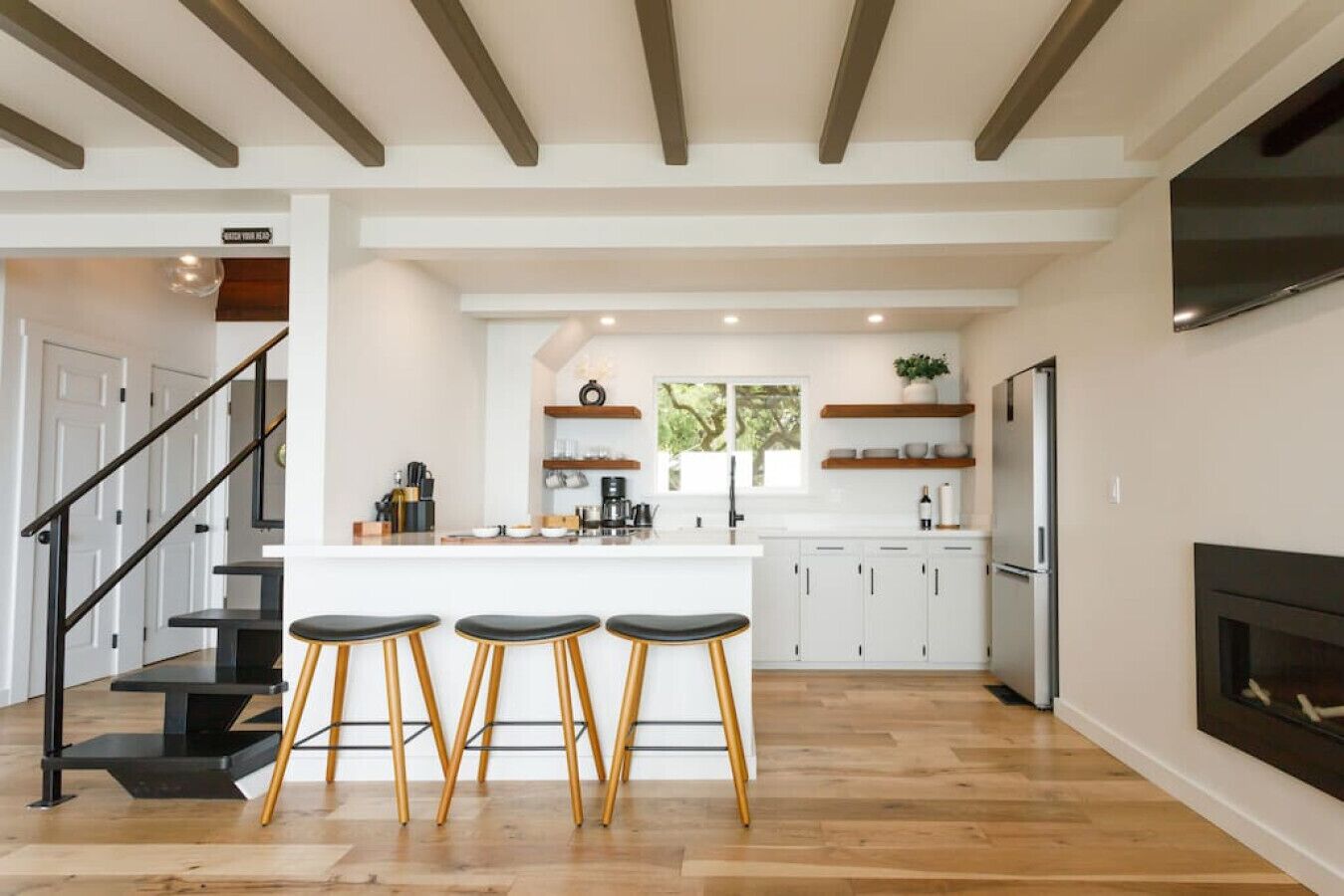 冷蔵庫、食器洗い機、コーヒー / ティーメーカー、トースター