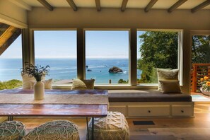 Interior - Infinity ocean view, while soaking in the hot tub! (Trinidad)