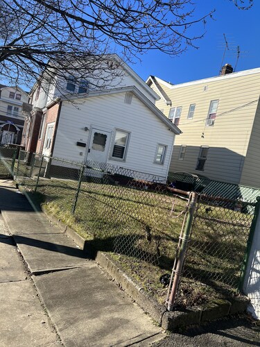 This's private room in Irvington 8 to 10 minutes  to Newark air port