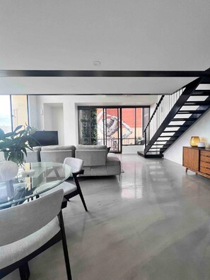 Interior - Ultra Chic New York-Style loft - Central Chapel St (Prahran)