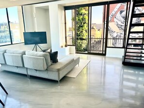 Interior - Ultra Chic New York-Style loft - Central Chapel St (Prahran)