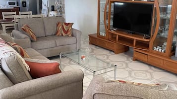 Smart TV, books