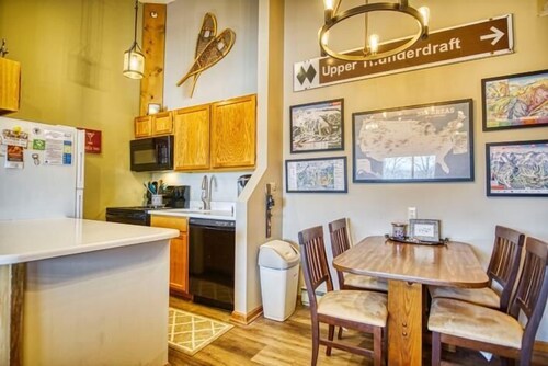 C302-Lift views! Timberline Slopeside Condo