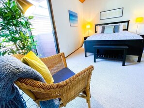 2 bedrooms, iron/ironing board, travel cot, WiFi
