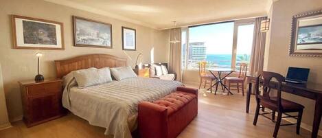 1 chambre, bureau, fer et planche à repasser, Wi-Fi