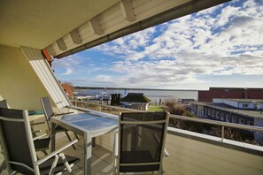 Property grounds - Apartment near the harbor with balcony and sea view - Hafenhäuser Breege FeWo 11 - (Breege)