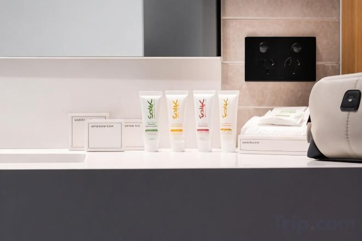 Servicios del cuarto de baño | Ducha, artículos de higiene personal gratuitos y secador de pelo