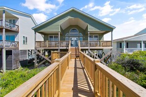 Exterior - "Weekend Wonder" is a peaceful 4 bedroom, 2 bathroom oceanfront home. (Holden Beach)
