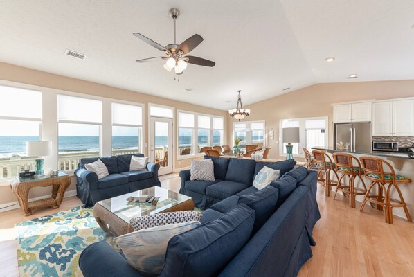 Téléviseur, foyer, lecteur de DVD