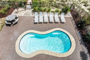 Pool - Hobbs Realty - “Benvenuto” | Luxury 8BR Oceanfront Home w/ Private Pool & Elevator (Holden Beach)