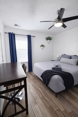 2 habitaciones, escritorio, wifi gratis y ropa de cama 