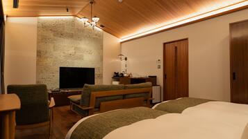 Suite Studio Deluxe, 1 chambre, non-fumeurs, dans les dépendances | Minibar, coffres-forts dans les chambres, bureau