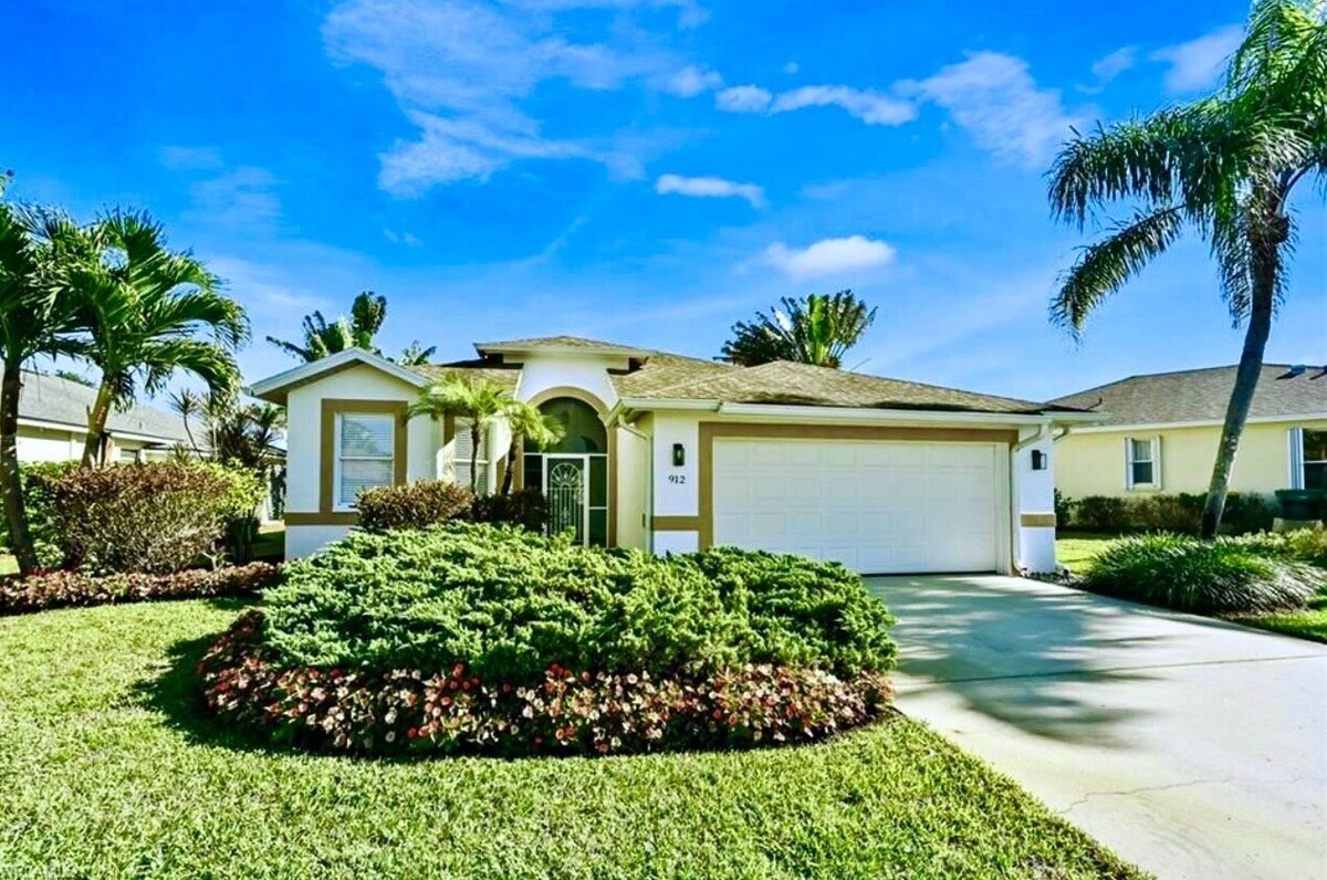 Photo 15 of Water view house with solar heated pool - 10 mins from beach and downtown