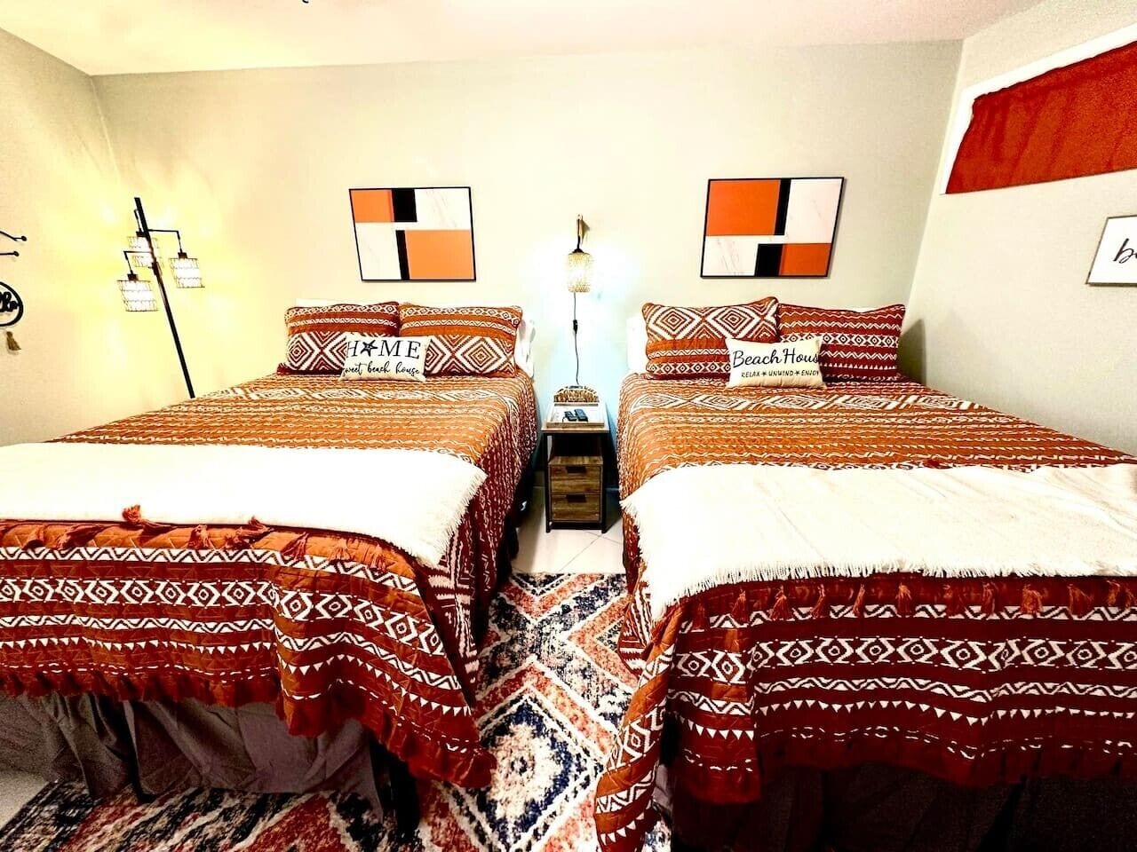 Iron/ironing board, free WiFi, bed sheets