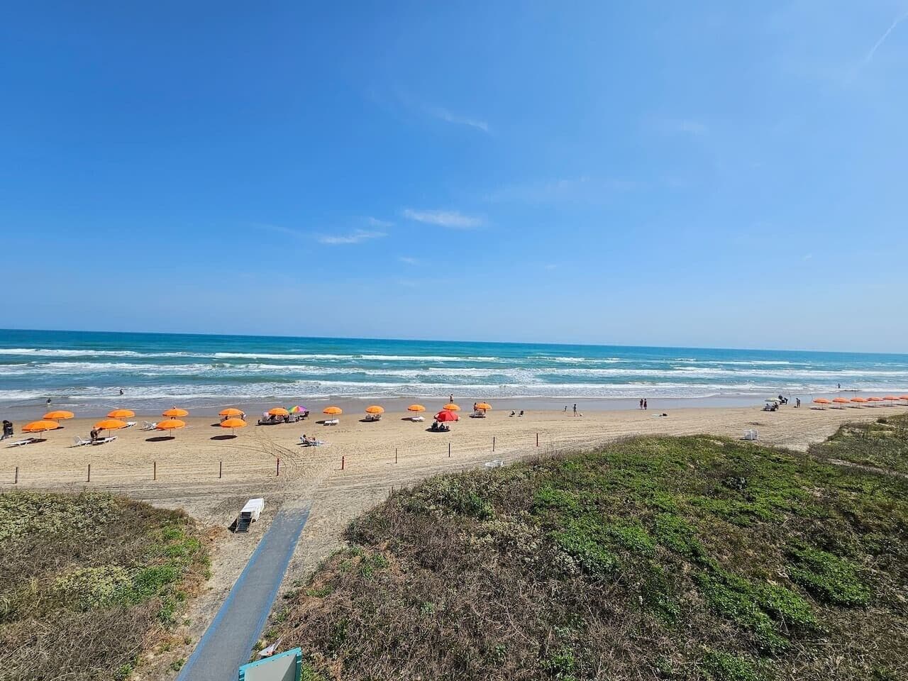 Beach nearby, sun-loungers