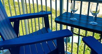 Beachfront Paradise w/private beach access, hot tub, and pool! AMAZING VIEW!