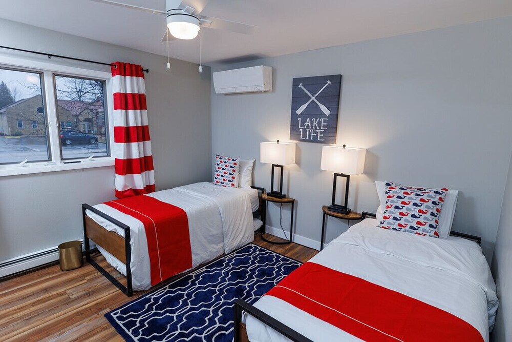 Newly Renovated, Downtown Marina Cottage Baileys Harbor Vrbo