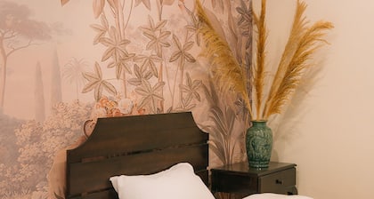 summer palace, 170m2,3 bedrooms, city center!