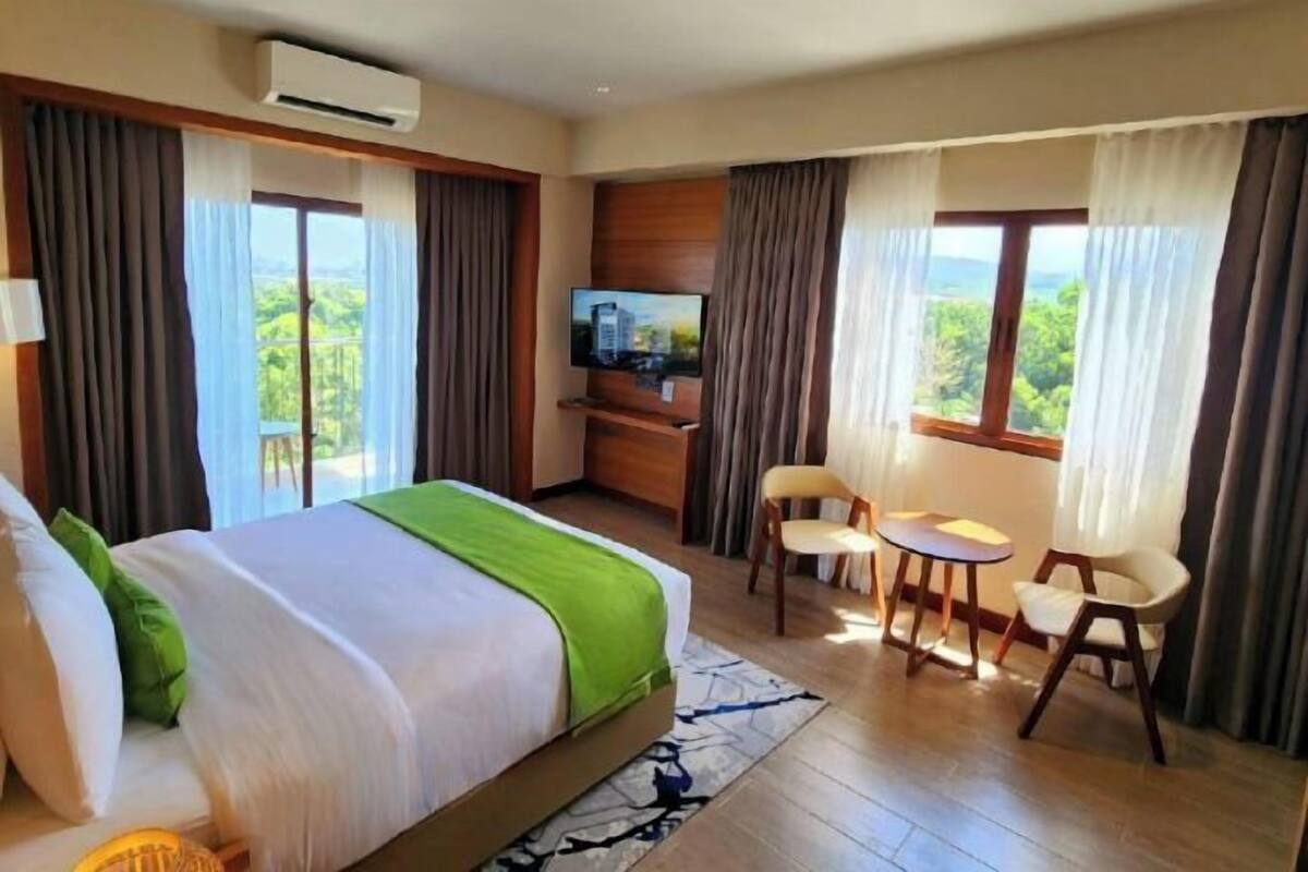 Ropa de cama hipoalergénica y minibar 