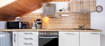 Holiday Apartment 'Zugspitzblick' with Mountain View, Balcony and Wi-Fi