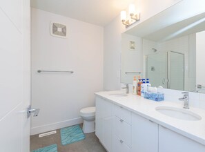 Shower, towels, soap, shampoo