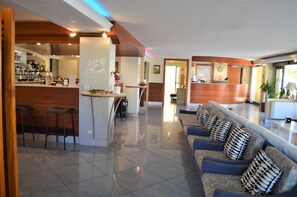 Bar (in der Unterkunft)