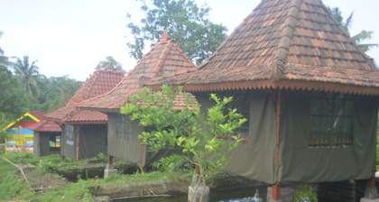 Omah Kloewoeng Resort Kaliurang