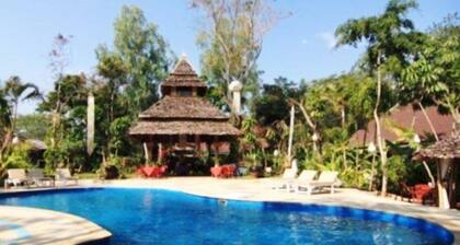 Mae Hong Son Mountain Inn and Resort