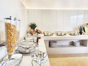 Tägliches inbegriffenes Frühstücksbuffet