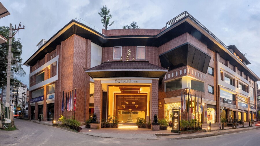 SQUARE hotel
