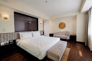 Ropa de cama de alta calidad, colchones con acolchado adicional, minibar