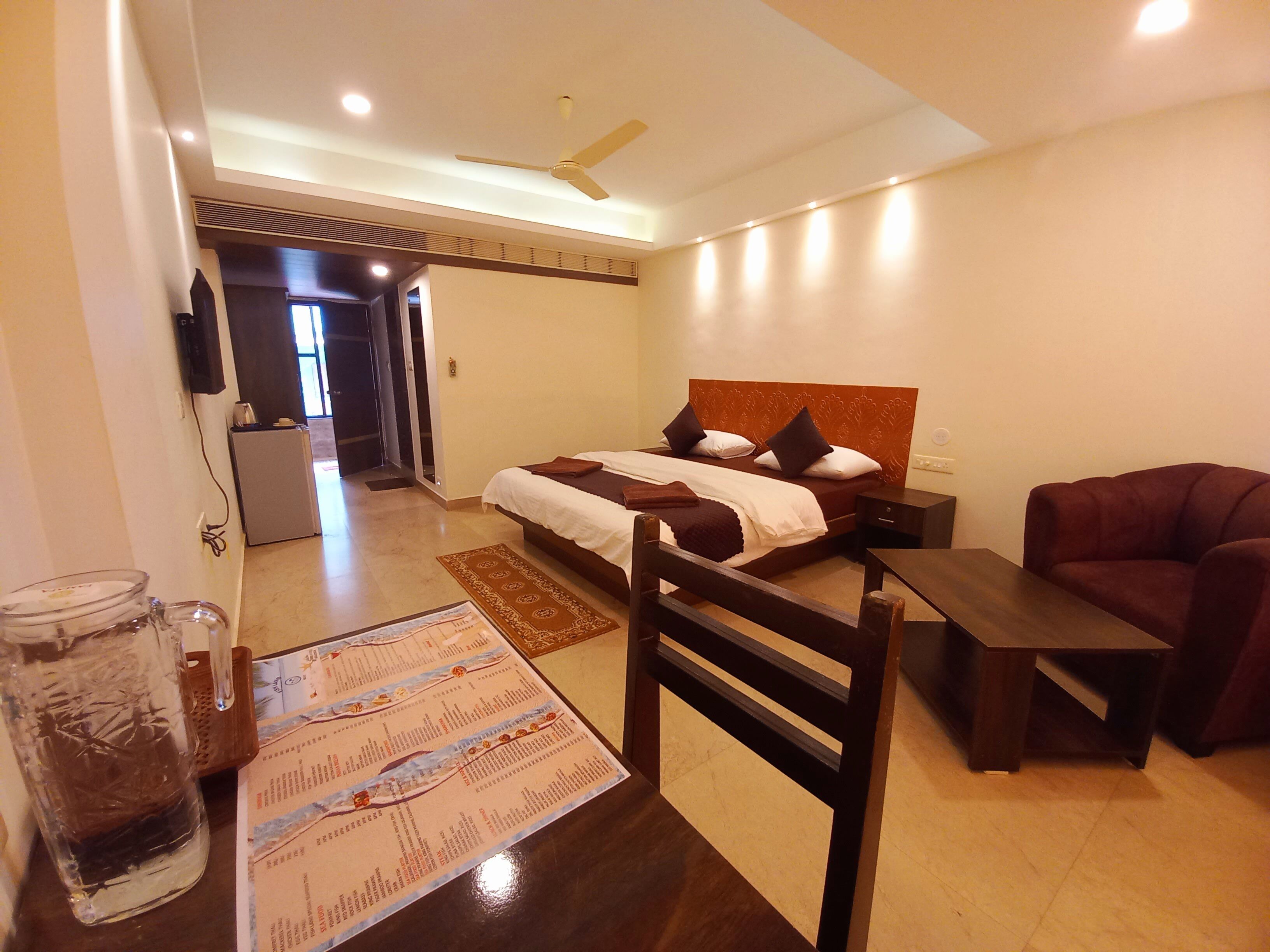 Luxury Double Room | Egyptian cotton sheets, premium bedding, down comforters, pillowtop beds