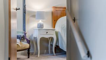 2 bedrooms, iron/ironing board, travel crib, free WiFi