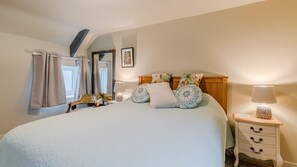 2 slaapkamers, een strijkplank/strijkijzer, reisbedje, gratis wifi