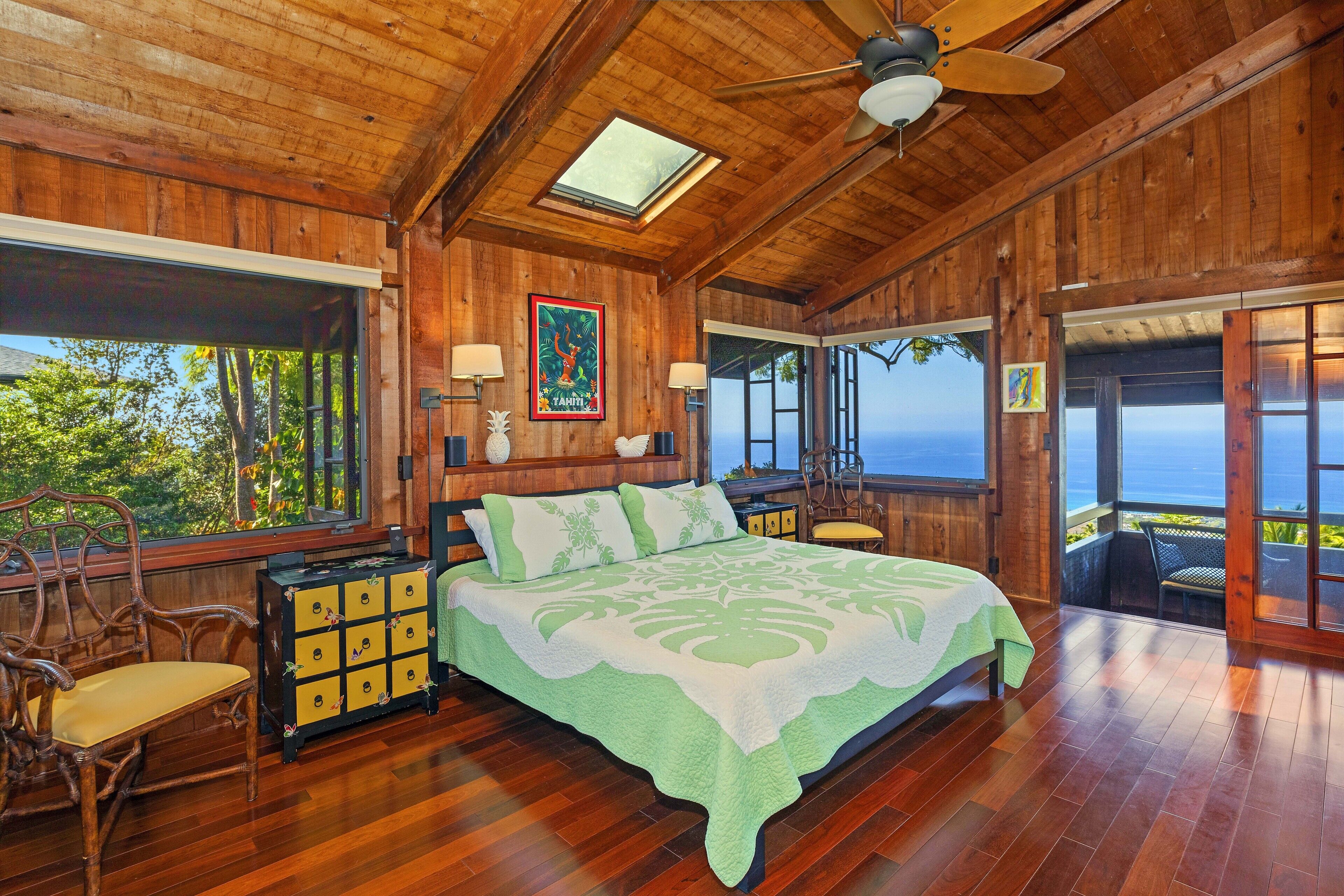 4 bedrooms, in-room safe, desk, iron/ironing board