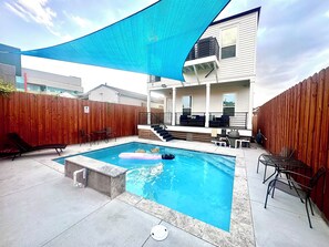 Outdoor pool, a heated pool - Newly constructed 4 Bed luxury house with Private Heated Pool (New Orleans)