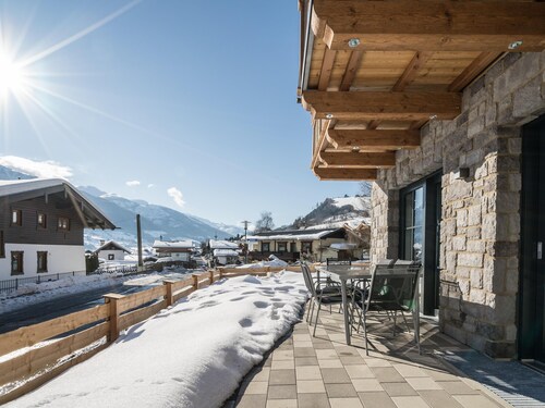Luxury lodge with sauna near Zell am See