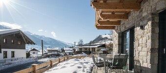 Luxury lodge with sauna near Zell am See