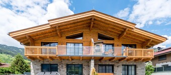 Luxury lodge with sauna near Zell am See