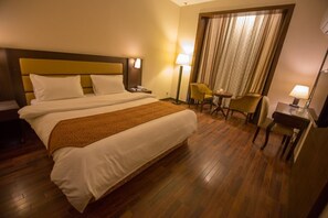 Dobbeltrom – deluxe | Lydisolert, wi-fi (inkludert) og sengetøy