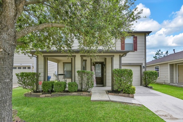 3 BR ∣ 2.5 BA ∣ 1680 sq. ft.