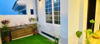 Continental Boutique House