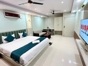 Living area - Hotel Soneva Inn (Ranchi)