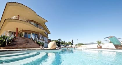VILLA BONFILL