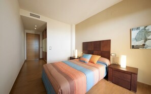 7 camere, ferro/asse da stiro, culla da viaggio, Wi-Fi gratuito