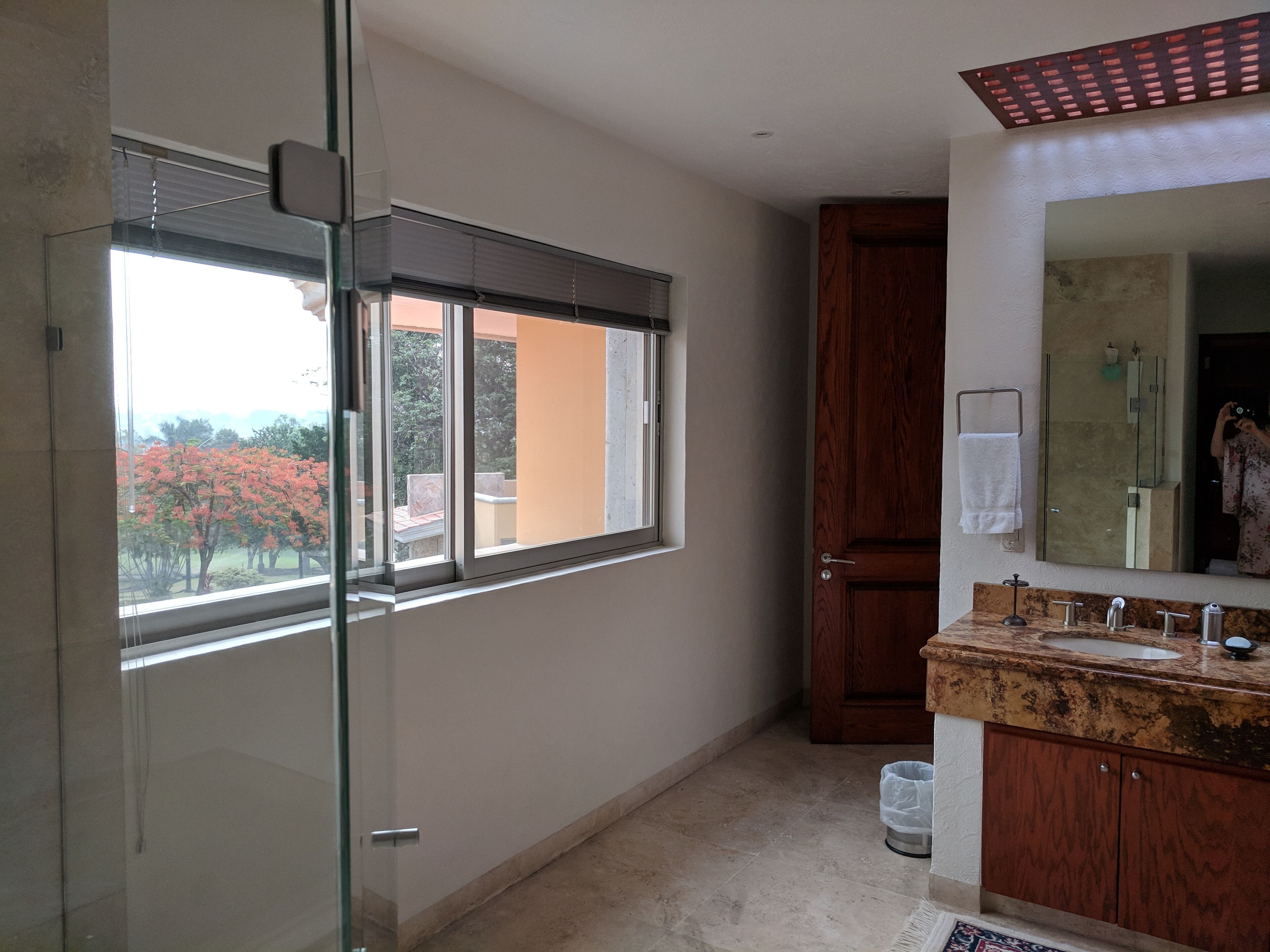 Beautiful Luxury home with Fairway access