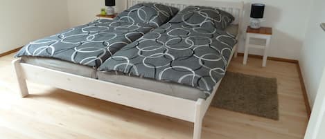 2 間睡房、免費 Wi-Fi、床單