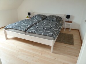 2 bedrooms, free WiFi, bed sheets