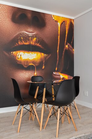 Exclusive Apartment | In-room dining - Burmeister on Park 007 (Cape Town)