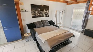 Fer et planche à repasser, Wi-Fi gratuit, draps fournis
